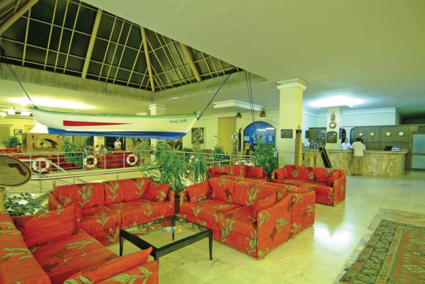 SAiLORS BEACH CLUB HOTEL