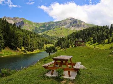 UÇAKLI ŞAVŞAT MACAHEL KARAGÖL TURU