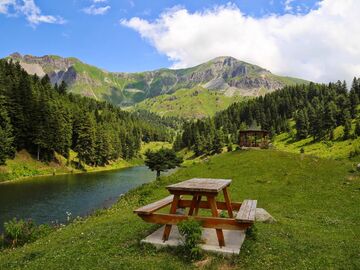 UÇAKLI BUTİK ARTVİN TURU