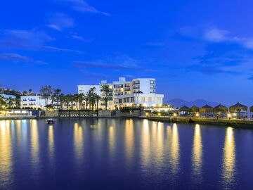 KUŞADASI 5*LE BLEU HOTEL & RESORT YILBAŞI 1 GECE