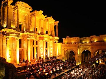 EFES BÜYÜLÜ GECELER TURU