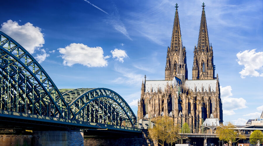 KÖLN- LÜKSEMBURG - PARİS & DİSNEYLAND TURU (SÖMESTR)