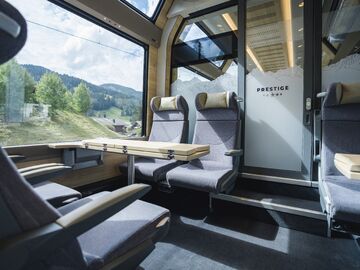 GOLDEN PASS TRENİ İLE ALP ETEKLERİNDE GEZİ İSVİÇRE & ALSACE - COLMAR