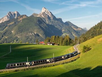 GOLDEN PASS TRENİ İLE ALP ETEKLERİNDE GEZİ İSVİÇRE & ALSACE - COLMAR