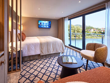 İZMİR ÇIKIŞLI TUNA NEHRİ`NDE ORTA AVRUPA AVUSTURYA, MACARİSTAN ve SLOVAKYA