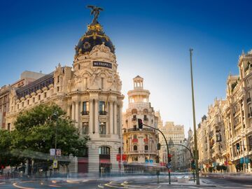 İSPANYADA İKİ YILDIZ BARSELONA - MADRİD 2027